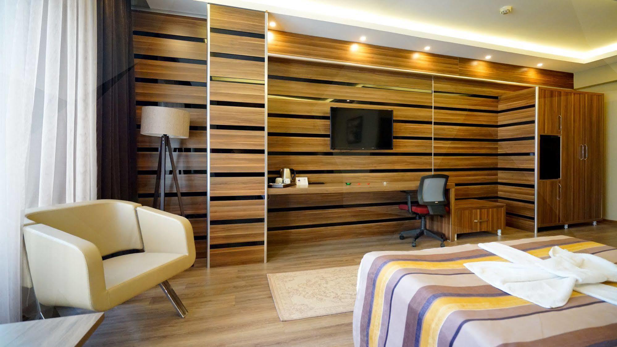 Es Albatros Hotel เอสเกซีเฮียร์ ภายนอก รูปภาพ