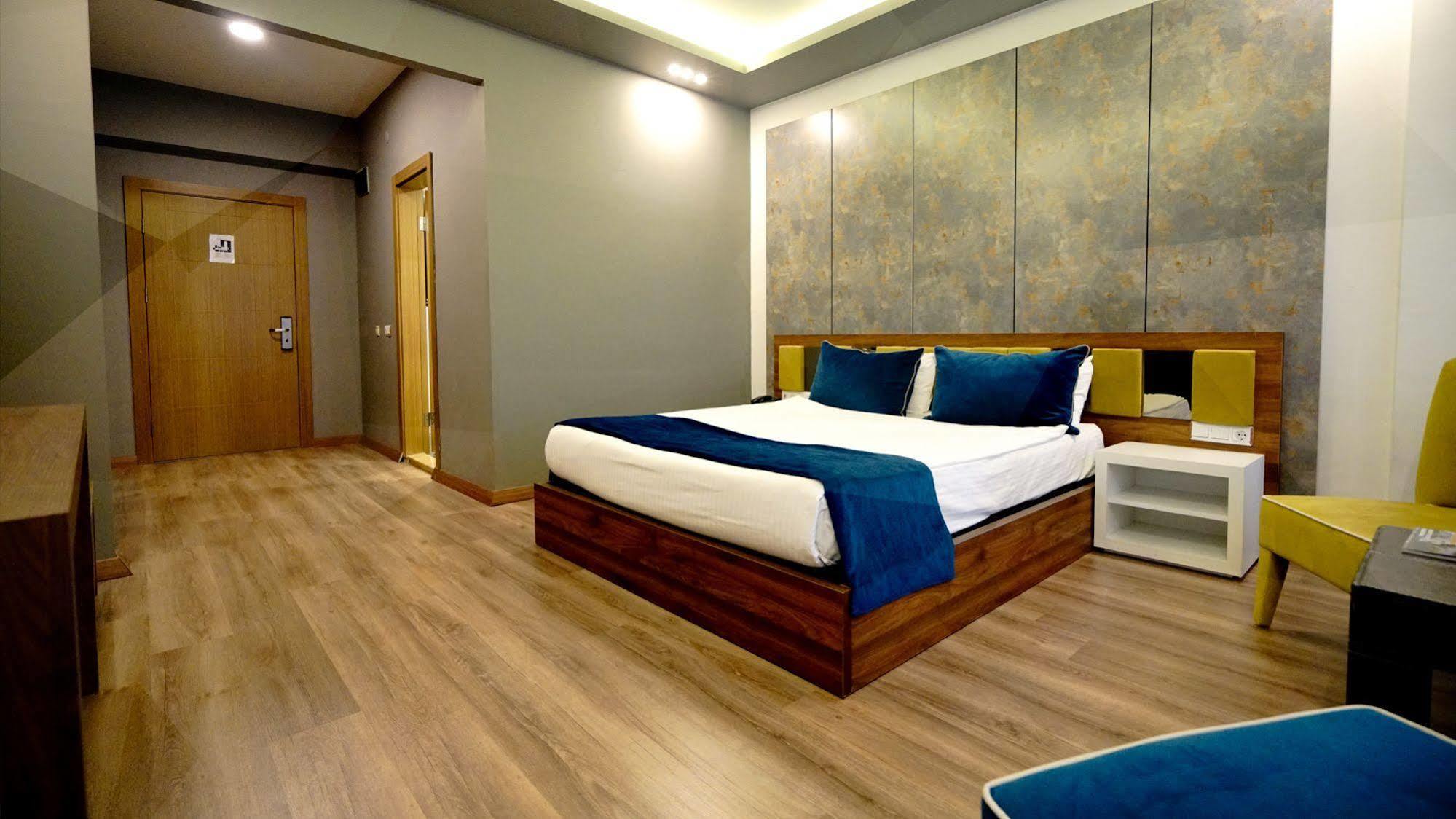 Es Albatros Hotel เอสเกซีเฮียร์ ภายนอก รูปภาพ